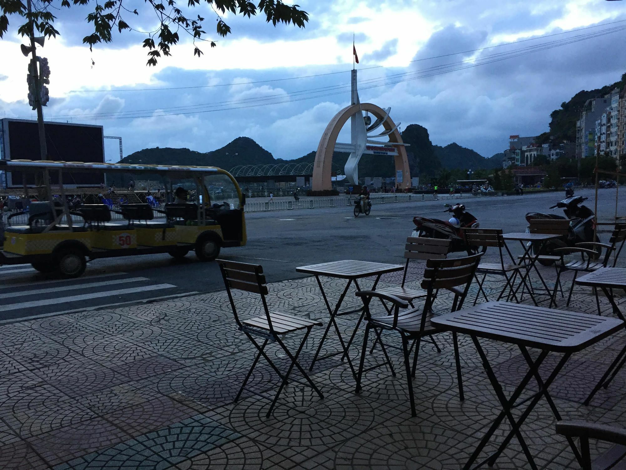 Catba Dream Hotel Dong Khe Sau Exterior photo